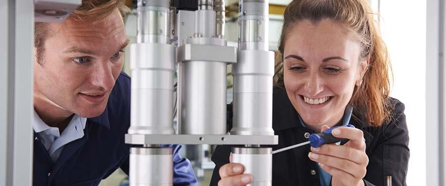 Fernstudium: Mechatronik- Techniker /in